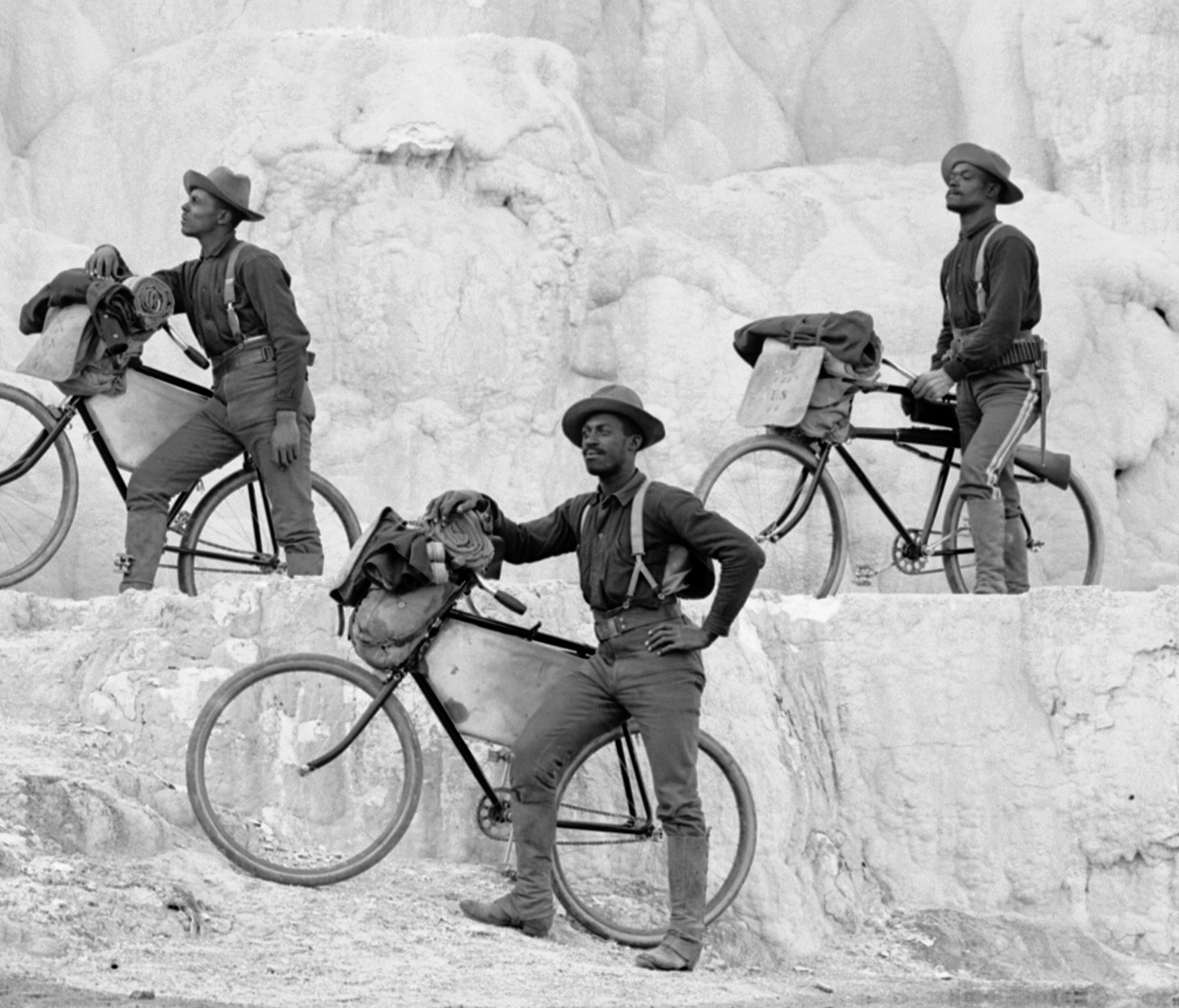 25th Infantry Regiment Bicycle Corps on Minerva Terrace, Mammoth Hot Springs, Yellowstone National Park, MTHS H-03614 (cropped)