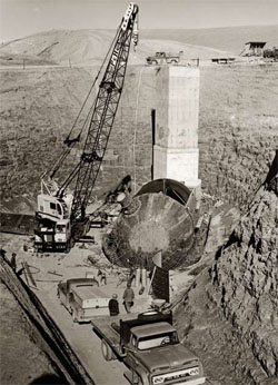 Minuteman Missile Construction